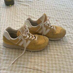 Women’s new balance 574 good used condition